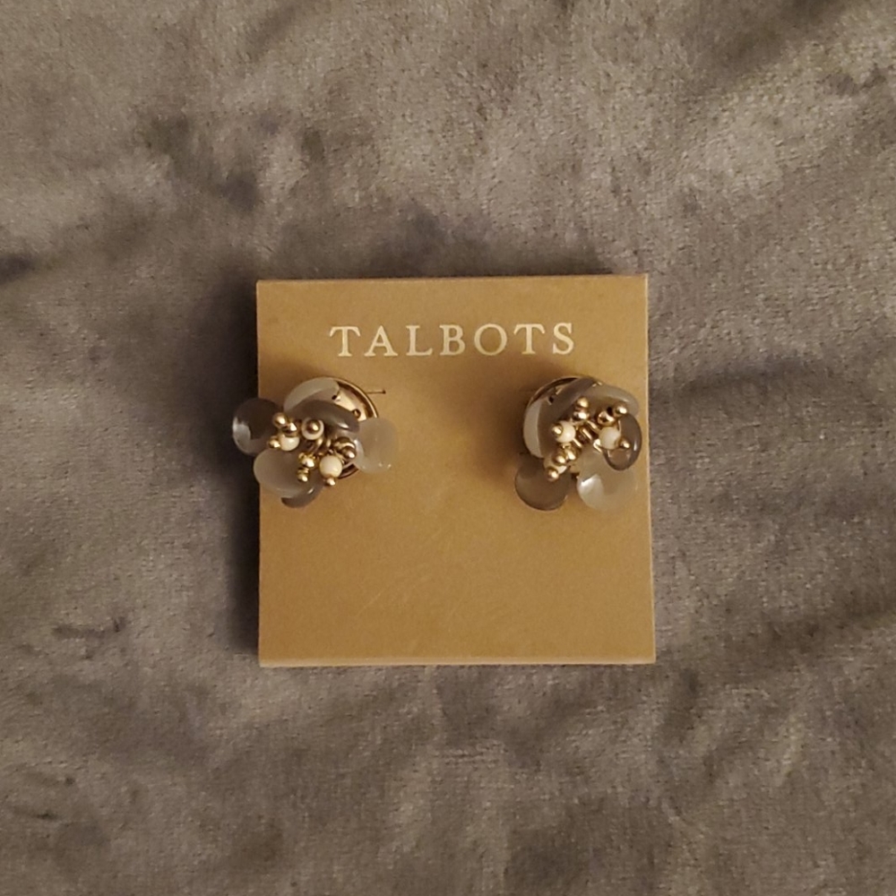 Talbots gray/gold flower earrings